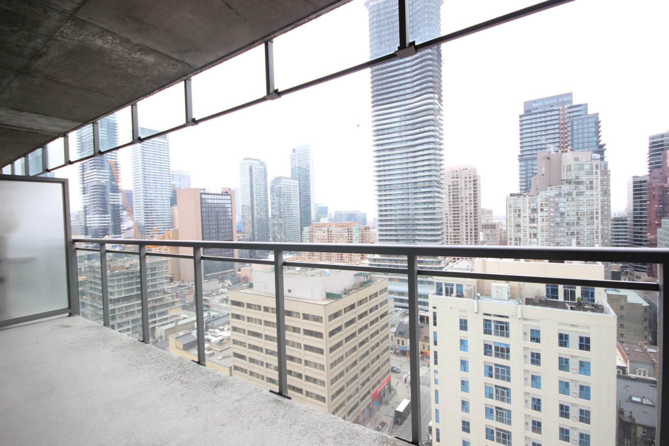Beautiful Condo Apartment Downtown Toronto Is Available For Lease